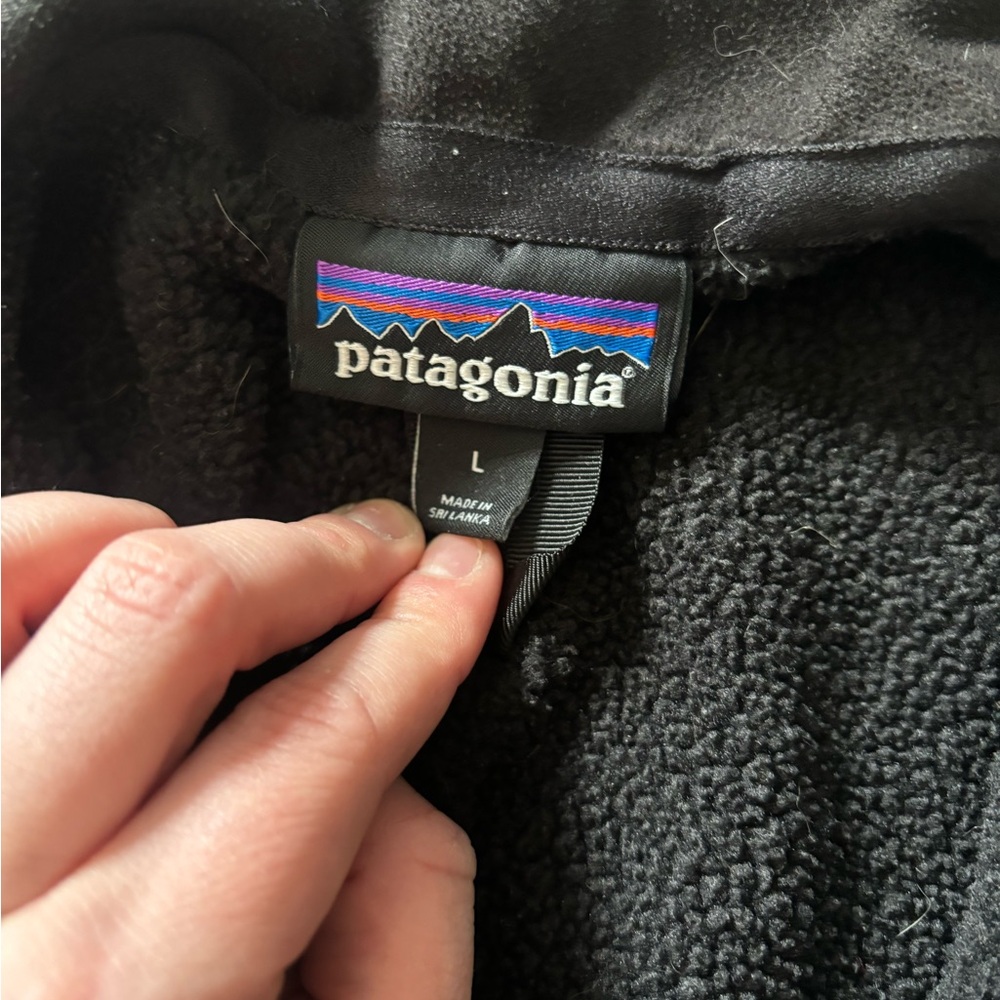 Patagonia Black Full-Zip Fleece Jacket - Picture 3 of 4